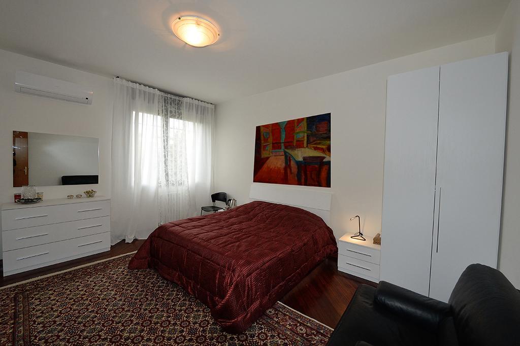 Tintoretto Inn B&B โรม ภายนอก รูปภาพ